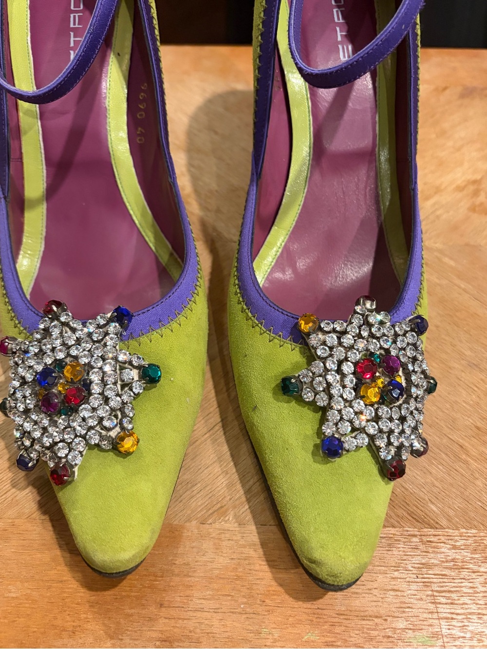 Etro Lime Green and Purple Suede Pointed Mary Jane Pumps with Jeweled Brooch - Picture 12 of 16